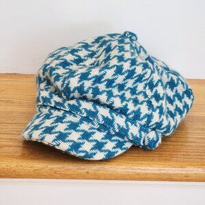 Womens messenger hat cap